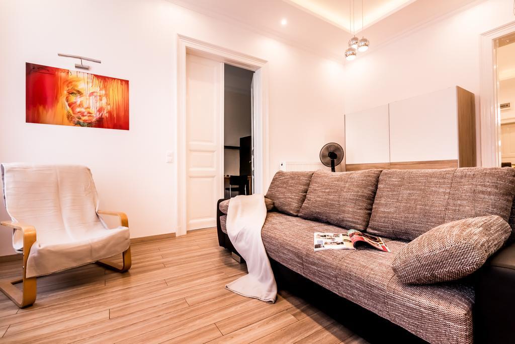 Bpr D8 Premier Apartment Budapest Eksteriør billede