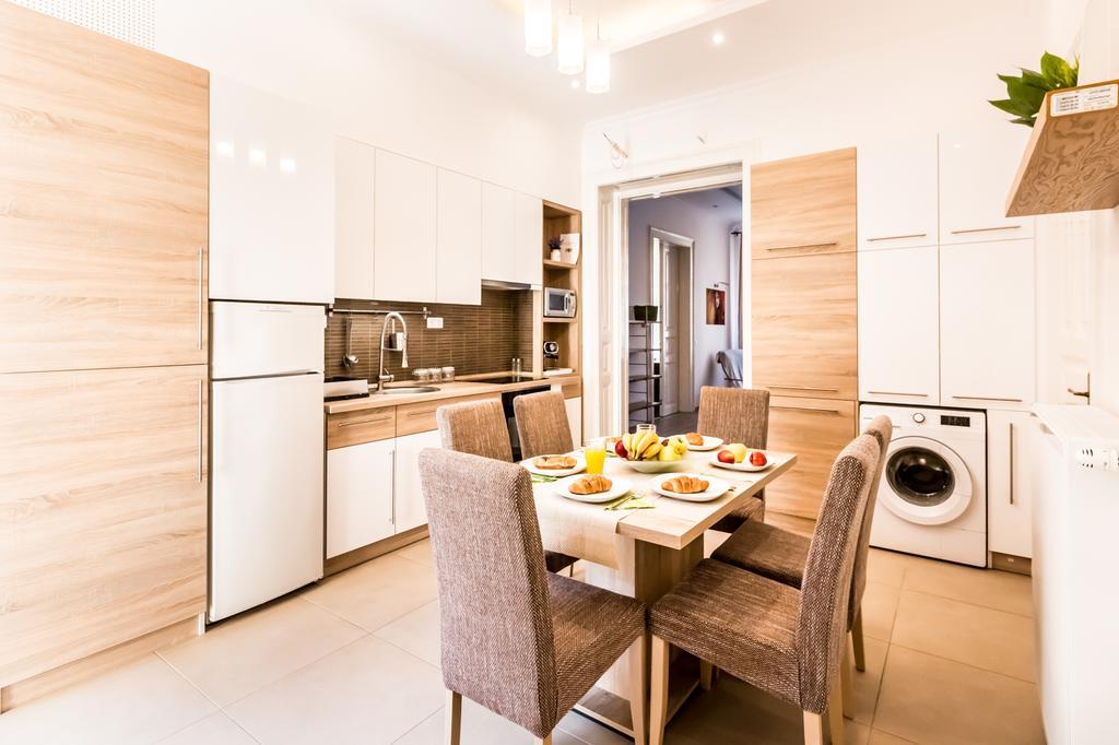 Bpr D8 Premier Apartment Budapest Eksteriør billede